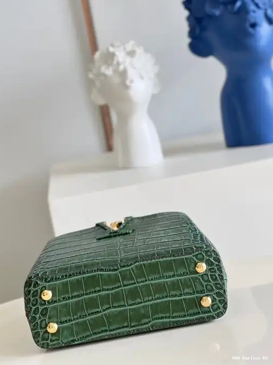 Aaa replica ru VUITTON MINI LOUIS CAPUCINES 0614
